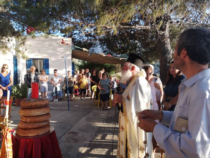 Σήμερα τελέστηκε στο γραφικό εκκλησάκι της Αγίας Καλλιόπης στον Δάμο ο πανηγυρικός εσπερινός